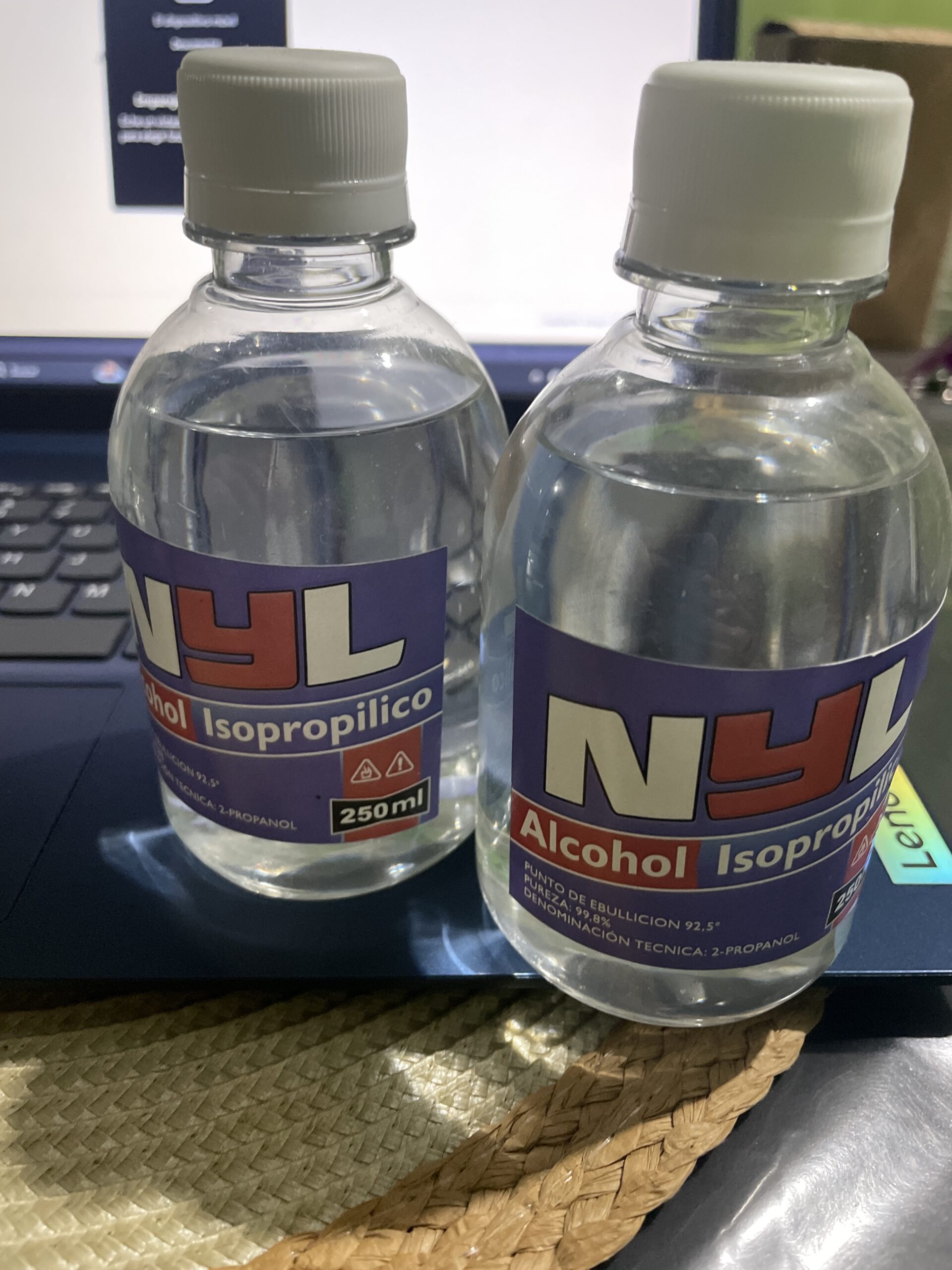 ALCOHOL ISOPROPILICO 250 ML: imagen 1